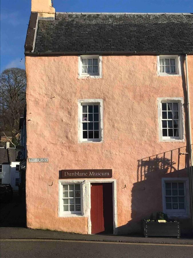 Fantastic 2 Bed Flat In Dunblane High Street Apartment Екстериор снимка